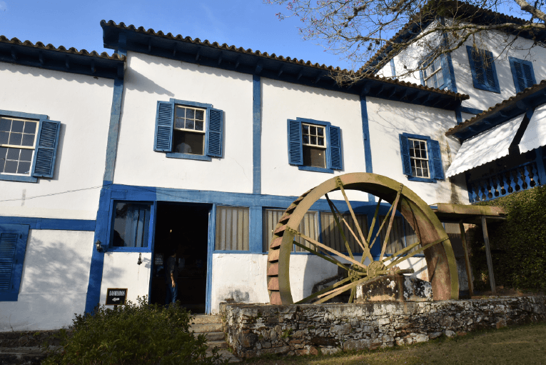 Fazenda Ponte Alta — casarão histórico do Vale do Café